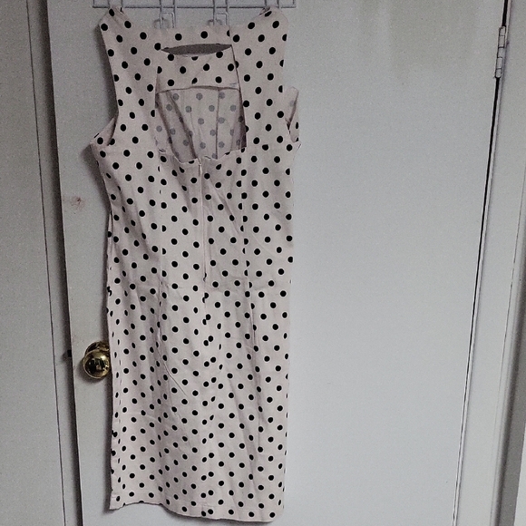 Elegant Black and White Polka Dot Midi Dress - Picture 5 of 7